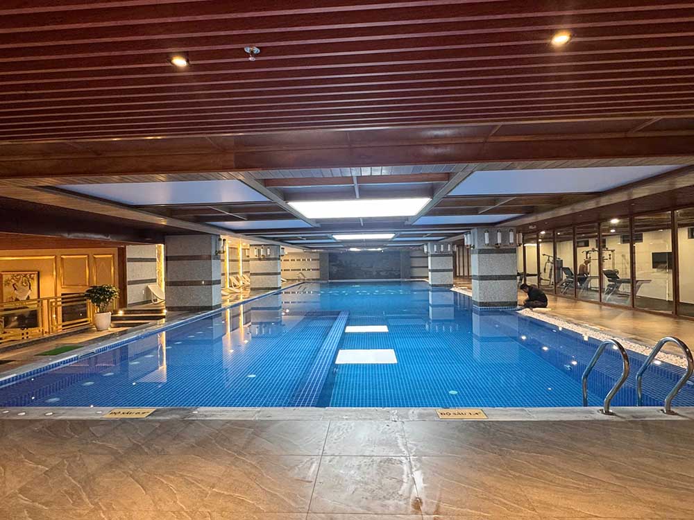 Hồ bơi tổ hợp khách sạn 5 sao Imperial Đà Lạt Hotel 12